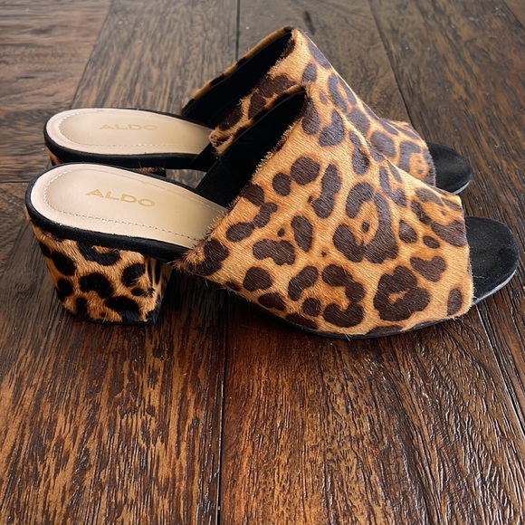 Women’s Leopard Heels (0123) - Picture 2 of 4